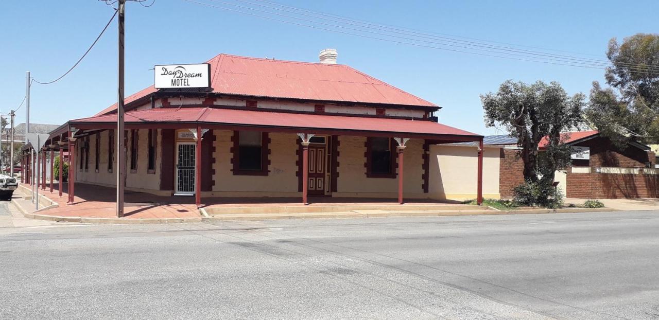 Daydream Motel And Apartments Broken Hill Exterior photo